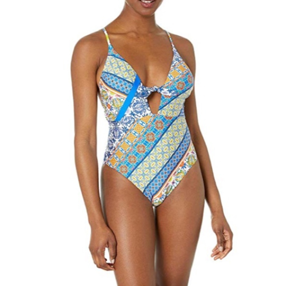 10/12/14 Nanette Lepore Swimsuit F05 2007/8/9